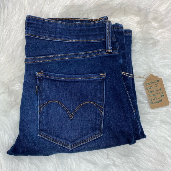 Levi's Denim - 💕3/$50💕 LEVI’S DEMI CURVE 27 STRAIGHT LEG JEANS